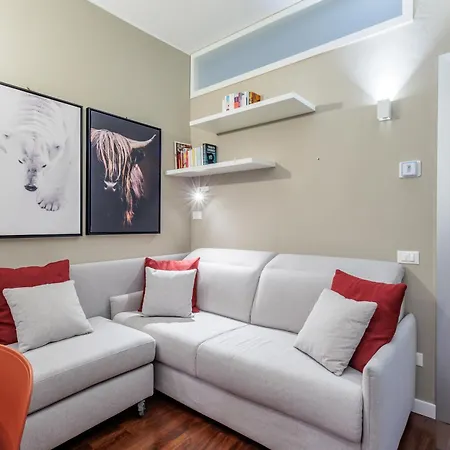 Guesthost - Il Nido Nella Corte - Lovely Flat X3 דירה *