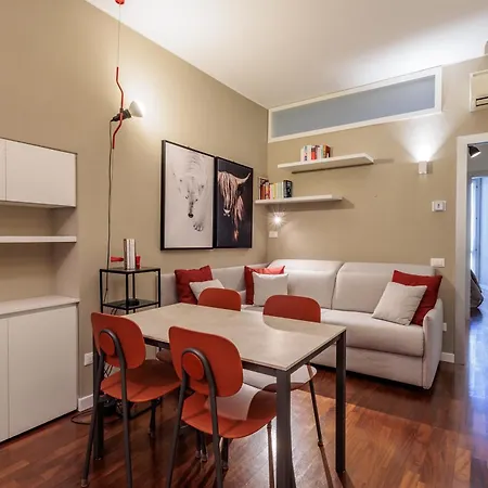 Guesthost - Il Nido Nella Corte - Lovely Flat X3 ברגמו